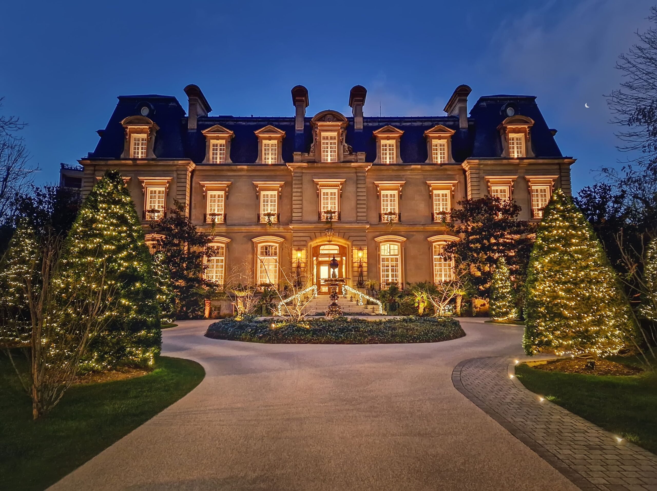 A Palace to Come Home To